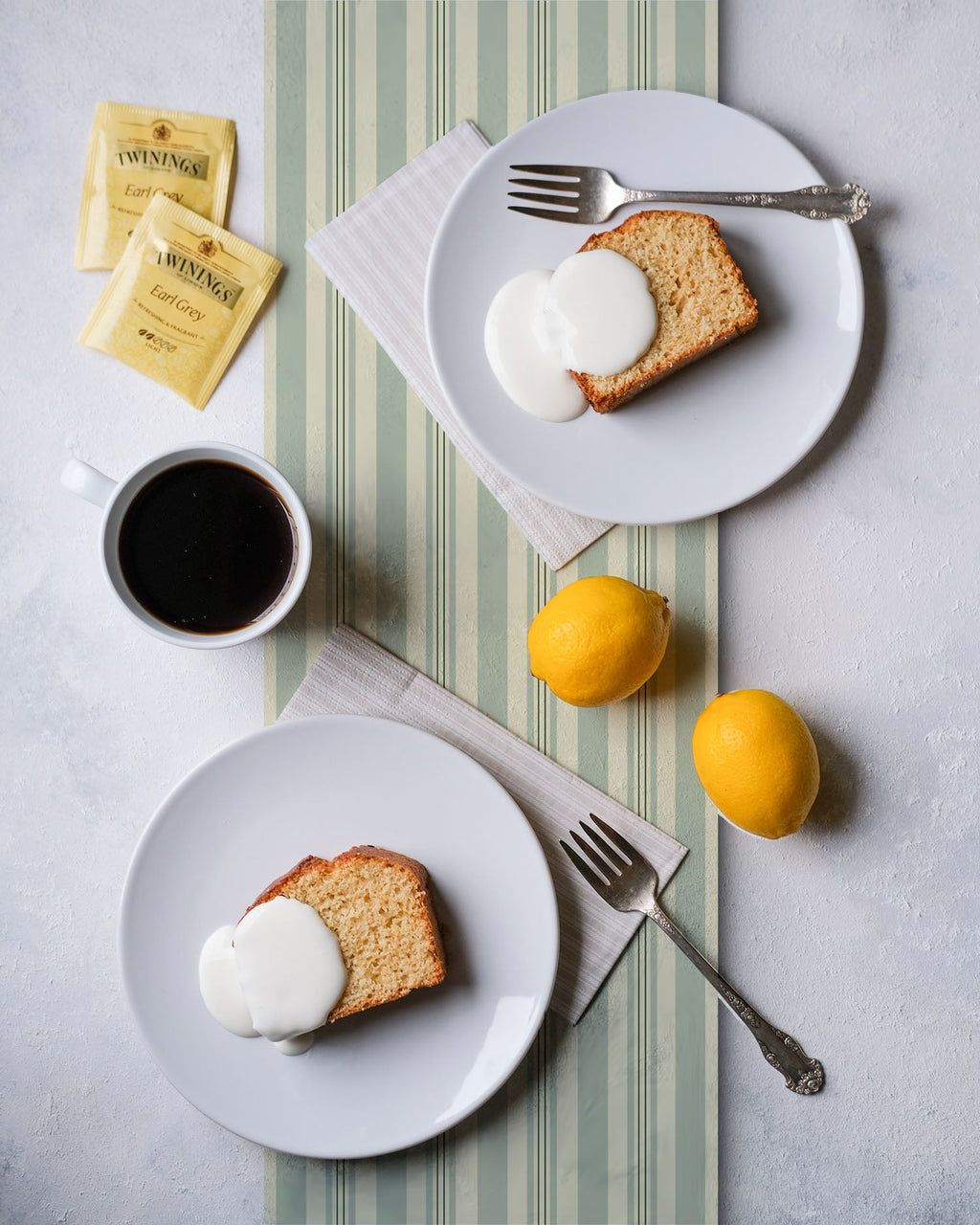 Camino de Mesa Vinílico Líneas Verdes Home & Living 