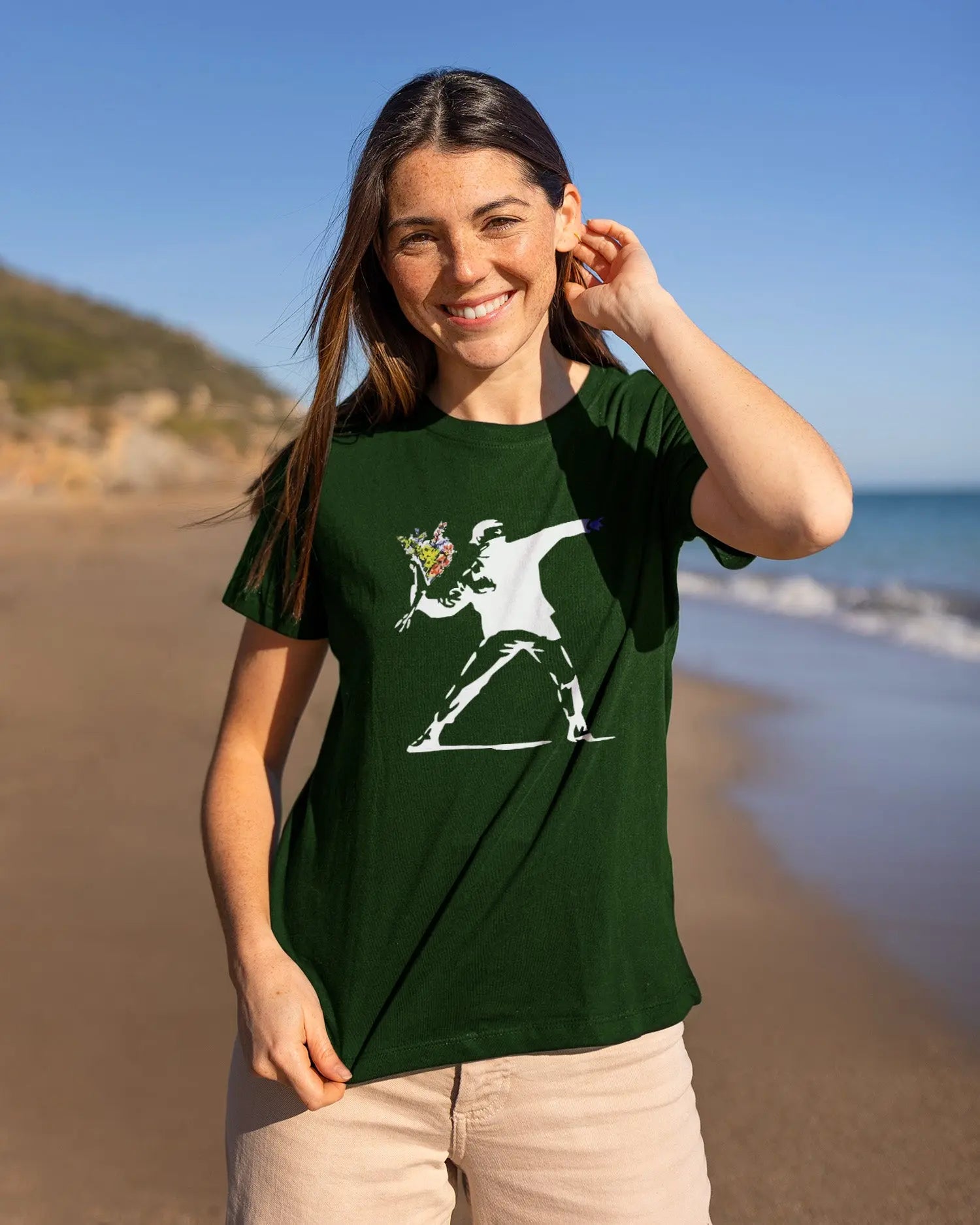 Camiseta de Manga Corta -  Banksy Flower Thrower  - 100% Algodón Home & Living