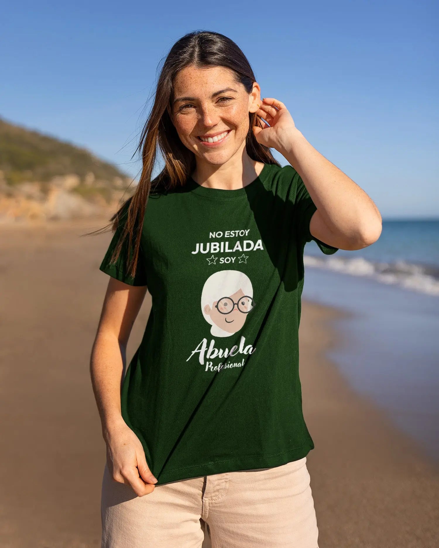 Camiseta de Manga Corta -  No Estoy Jubilada Soy Abuela Profesional  - 100% Algodón Home & Living