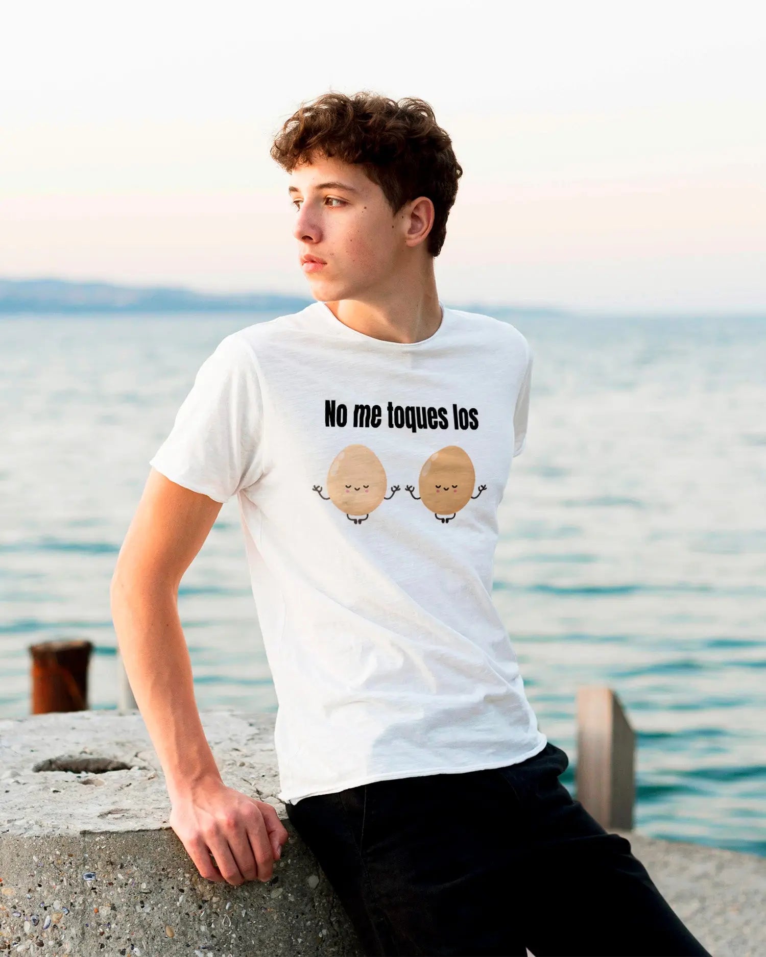 Camiseta de Manga Corta -  No me toques los Huevos  - 100% Algodón Home & Living